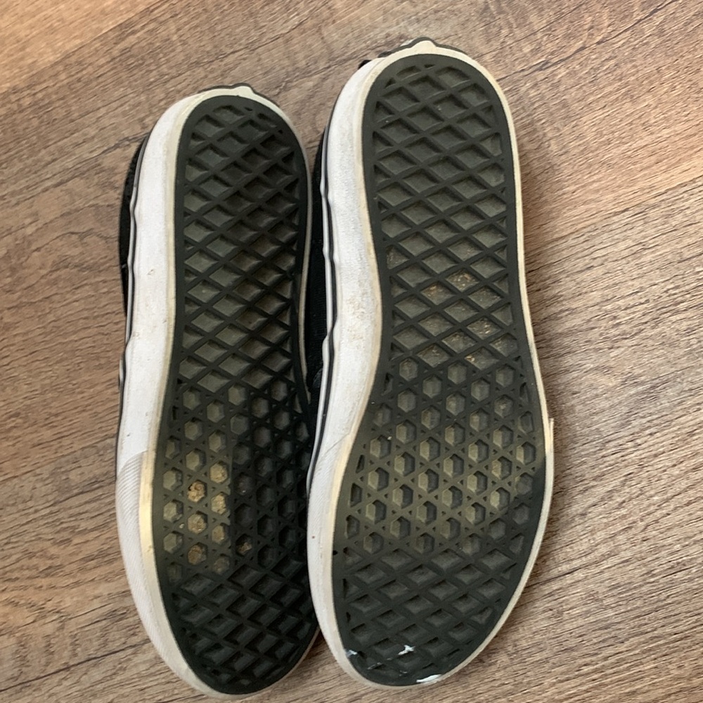 Vans - Picture 4 of 5
